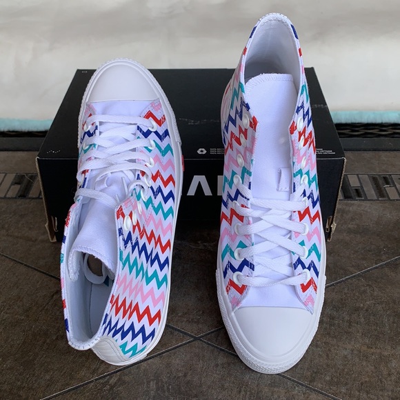 CONVERSE CTAS HI WHITE/UNIVERSITY RED WMNS - Picture 7 of 13